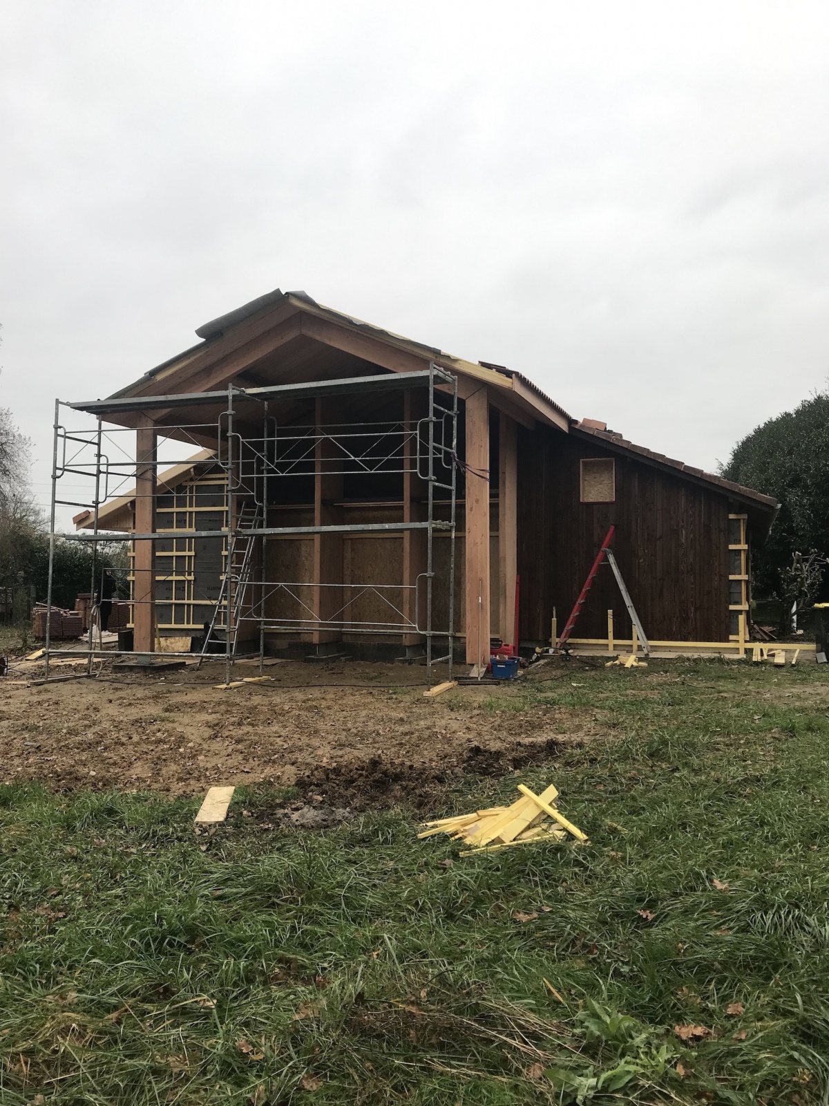 Ragencement et Extension dune maison en ossature bois : avance des travaux sur l\'extension.jpeg