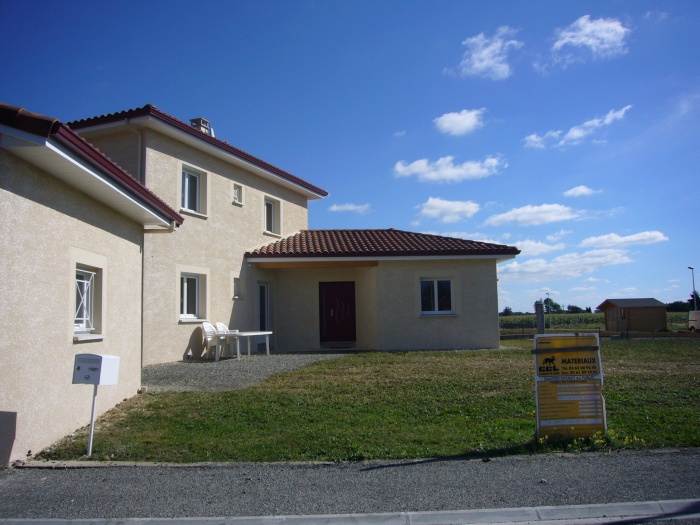 Maison bioclimatique L (65)