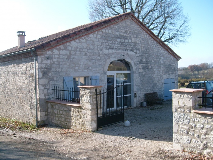 Rhabilitation et Restructuration d'une grange en pierre du Quercy : 2010-12-18 011