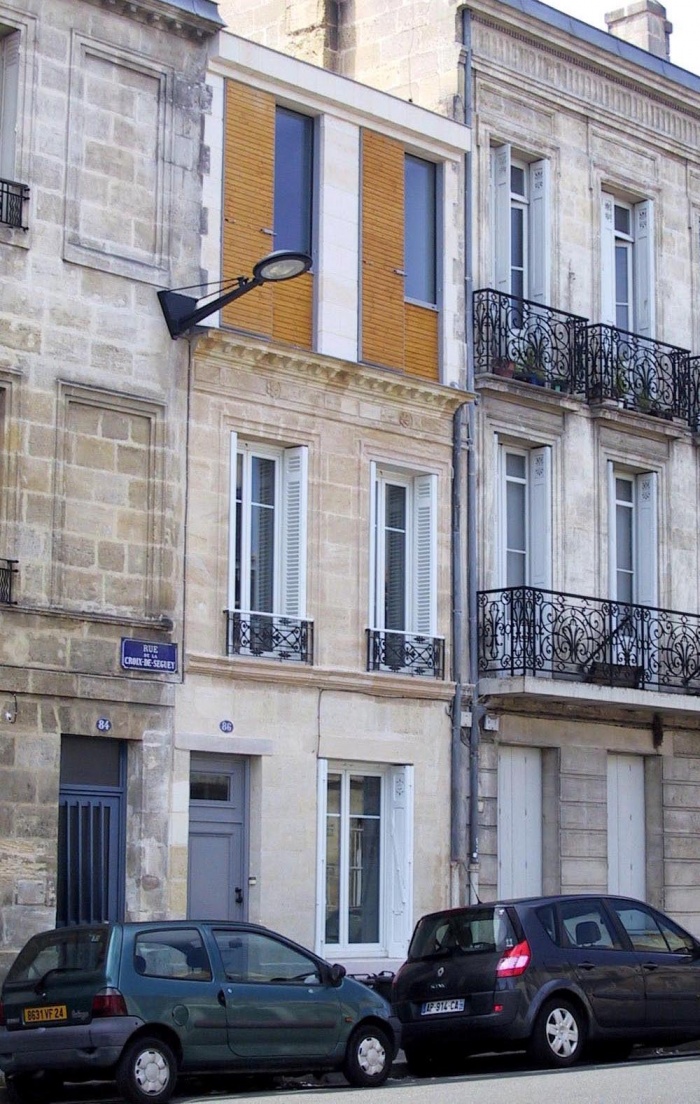 Sur-lvation d'un immeuble  Bordeaux : Faade rue 1