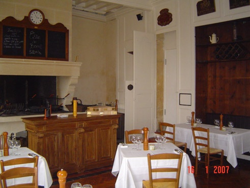 Transformation d'une Poste en restaurant-RIONS : image_projet_mini_6125