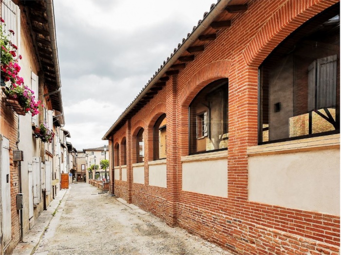 Reconversion de l'ancien prau scolaire en salle de runion  Fronton (31) : rue des chevaliers de Malte