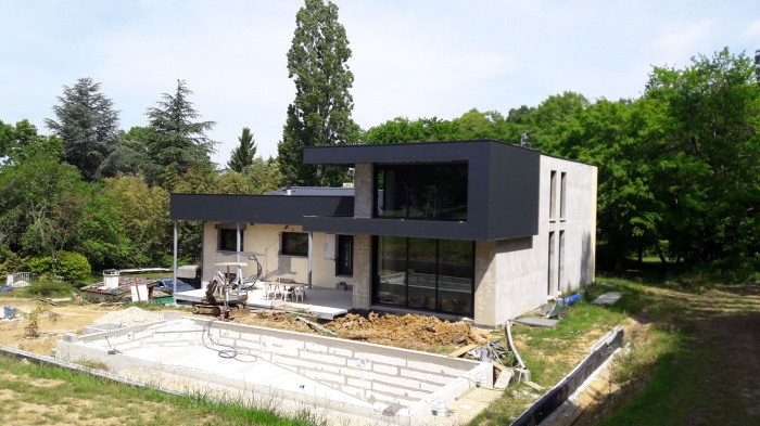 Extension contemporaine et rnovation d'une maison individuelle : 10